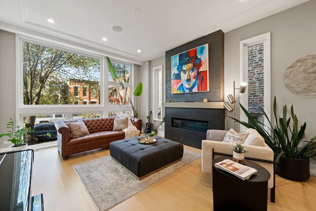 1307 N Bell Ave in Chicago, IL - Building Photo - Building Photo