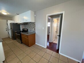2630 38th Ave in Oakland, CA - Building Photo - Building Photo