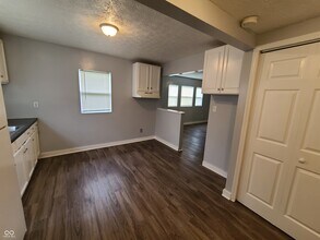 2210 Norden Ct in Indianapolis, IN - Building Photo - Building Photo