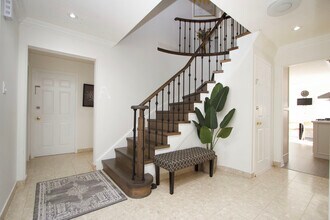 1669 Dellbrook Ave in Pickering, ON - Building Photo - Building Photo