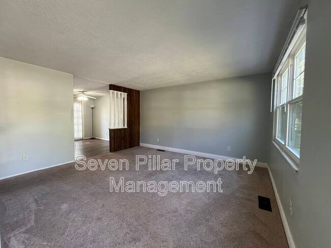 property at 1413 Caldwell Pl