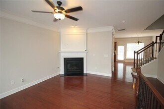 2170 Weldonberry Dr in Atlanta, GA - Building Photo - Building Photo