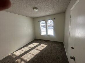 11111 E 36th St in Tulsa, OK - Building Photo - Building Photo