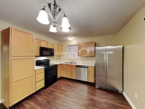 10224 Clear Sky Dr in Avon, IN - Building Photo - Building Photo