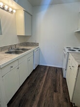 701 Canada St, Unit 4A in Jacksonville, TX - Building Photo - Building Photo