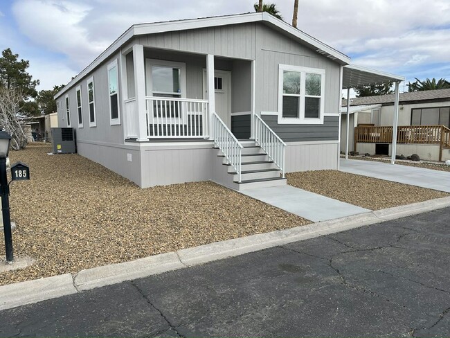 5303 E Twain Ave in Las Vegas, NV - Building Photo - Building Photo