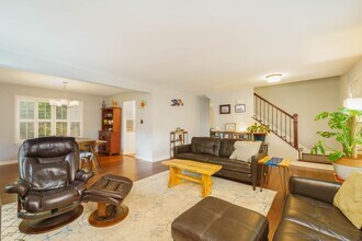 6224 Capella Ave in Burke, VA - Building Photo - Building Photo