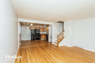 716 Eastland St in Elmhurst, IL - Building Photo - Building Photo