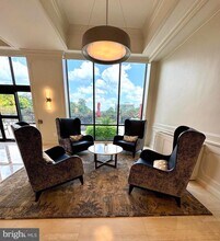 5225 Pooks Hill Rd in Bethesda, MD - Building Photo - Building Photo