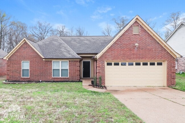 property at 15 Rolling Oaks Dr