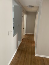 6970 N Ashland Ave, Unit 2C in Chicago, IL - Building Photo - Building Photo