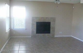 7995 Crescent Moon Ct in El Paso, TX - Building Photo - Building Photo