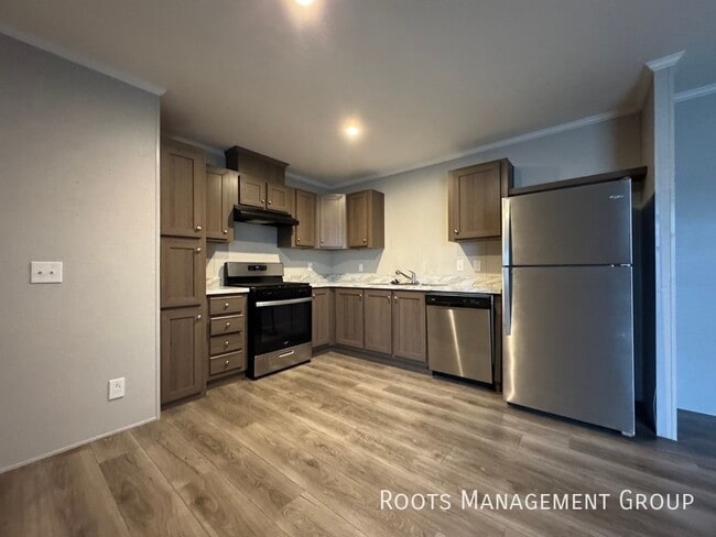 property at 1010 Reservation Rd