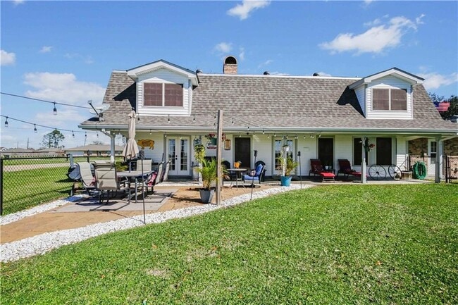 306 E Woodlawn Ranch Rd in Houma, LA - Building Photo - Building Photo