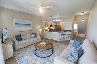 1080 Bella Vista Blvd in St. Augustine, FL - Building Photo