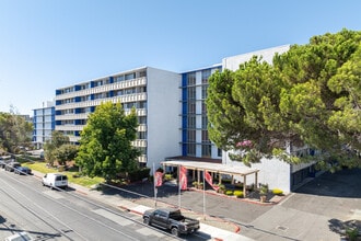 Marymount Manor in Redwood City, CA - Building Photo - Building Photo