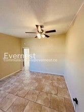 2925 N 46th St, Unit B in Tampa, FL - Foto de edificio - Building Photo