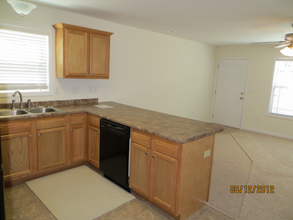 35 Hillside St in Weaverville, NC - Building Photo - Building Photo