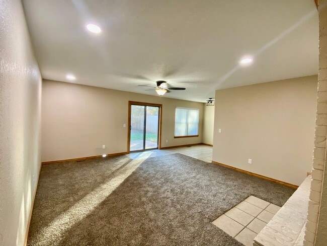 5821 Will Rogers Dr in Enid, OK - Building Photo - Building Photo