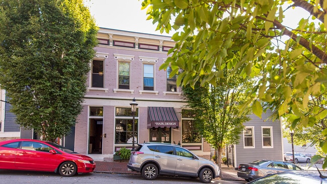 1052 St Gregory St, Unit Unit 1 in Cincinnati, OH - Building Photo - Building Photo