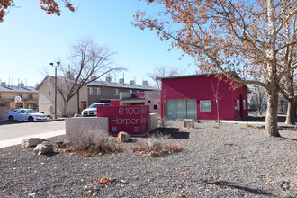 Harper Apartments in Albuquerque, NM - Building Photo - Building Photo