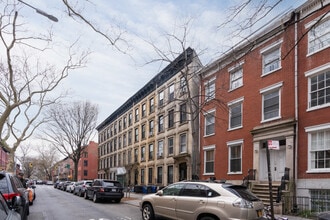 414 Henry St in Brooklyn, NY - Building Photo - Building Photo