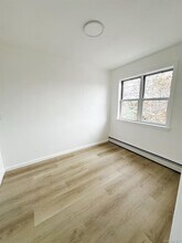 142-06 Horace Harding Expy in Queens, NY - Building Photo - Building Photo