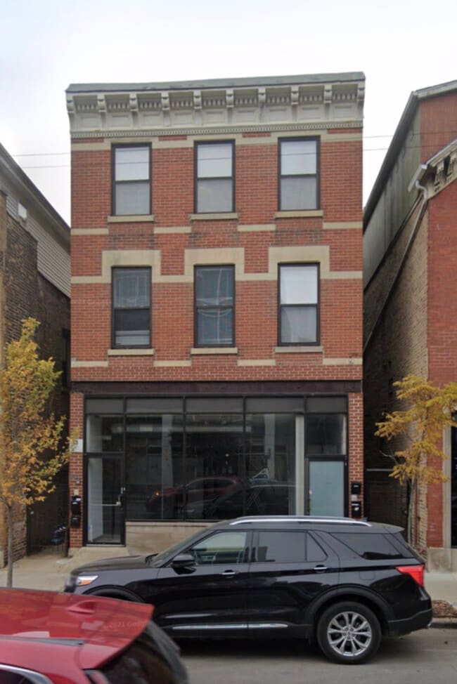 property at 1851 W Chicago Ave