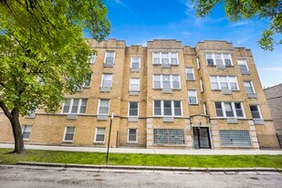 3809 W Altgeld St in Chicago, IL - Building Photo