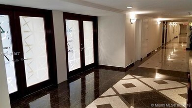 1541 Brickell Ave-Unit -A3701 in Miami, FL - Building Photo - Building Photo