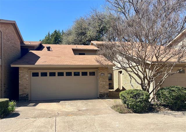 property at 3142 Pebblebrook Ct