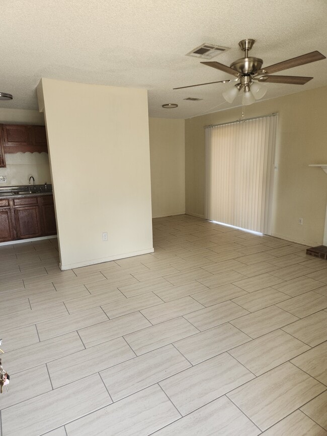 684 S 72nd Ave, Unit C