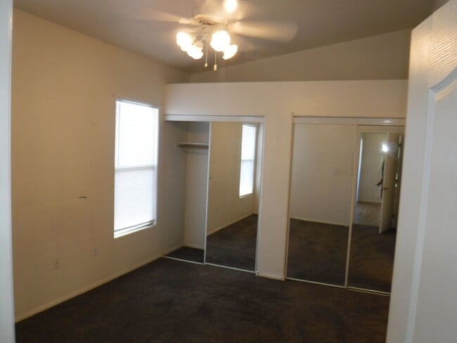3480 Cactus Shadow St in Las Vegas, NV - Building Photo - Building Photo