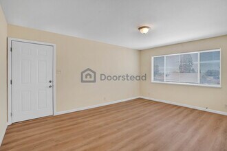 1964 86th Ave, Unit Apt 2 in Oakland, CA - Foto de edificio - Building Photo