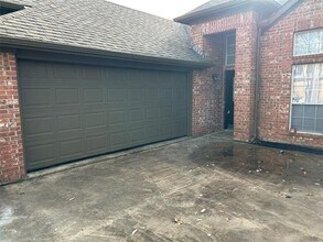 6550 Trammel Dr in Dallas, TX - Building Photo - Building Photo