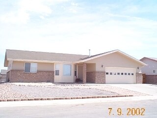 2053 James St in Montrose, CO - Building Photo