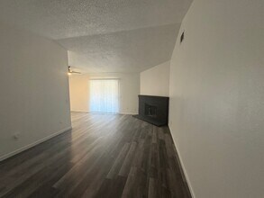 1109 Rogers St in West Sacramento, CA - Building Photo - Building Photo