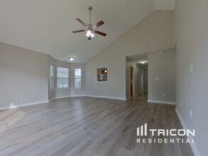819 Chablis Dr in Columbia, SC - Building Photo - Building Photo