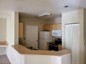 116 SW Peacock Blvd-Unit -9205 in Port St. Lucie, FL - Building Photo - Building Photo