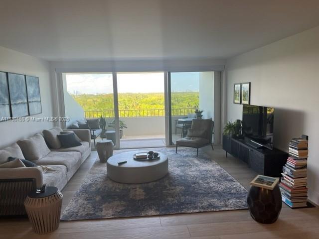 property at 177 Ocean Ln Dr