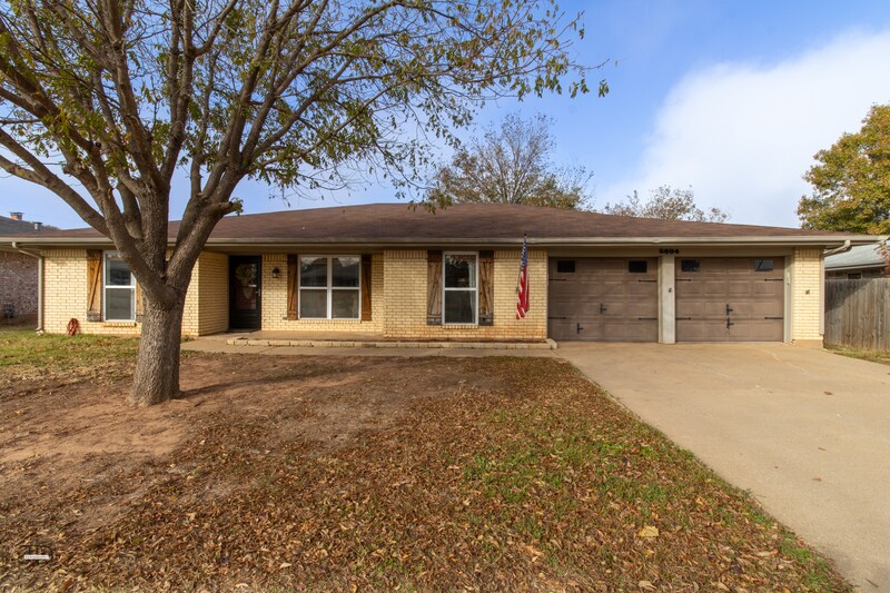 5604 Greentree Ave in Wichita Falls, TX - Building Photo