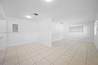 1811 SW 18th Ave in Miami, FL - Building Photo - Building Photo