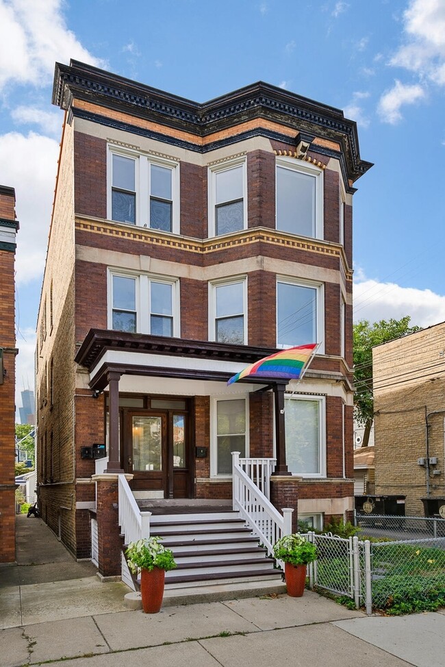 property at 1943 W Grace St