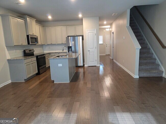 7055 Mimosa Blf in Stonecrest, GA - Building Photo - Building Photo