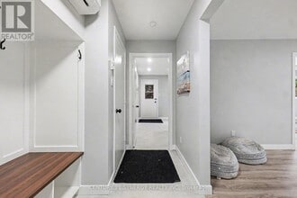 3 Ashwick Ct in Ottawa, ON - Building Photo - Building Photo