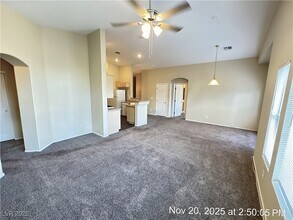 6570 Bucking Horse Ln in Henderson, NV - Building Photo - Building Photo