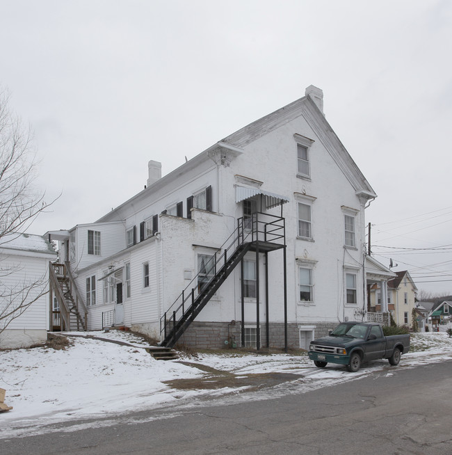 625 W Front St in Berwick, PA - Building Photo - Building Photo