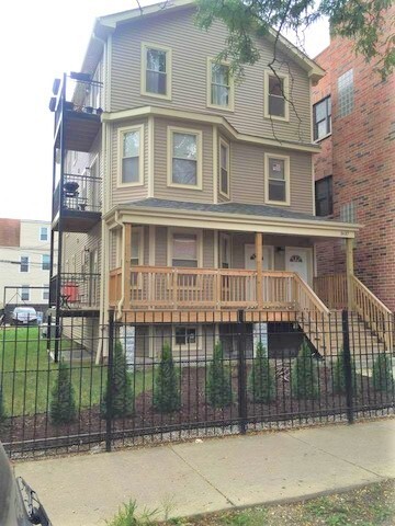 3637 W belmont, Unit #1 in Chicago, IL - Building Photo