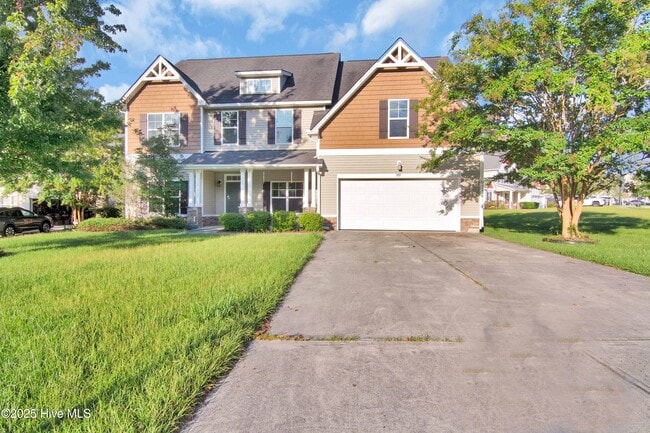 100 Hunterswood Ct in Jacksonville, NC - Foto de edificio - Building Photo