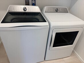 1512 Maya Xing Ave in Henderson, NV - Building Photo - Building Photo